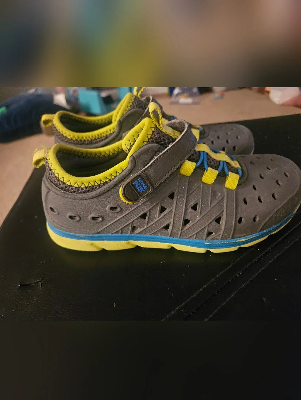 Stride Rite Made 2 Play Phibian Water Shoes Boy's Size 1 Gray Blue Lime Green